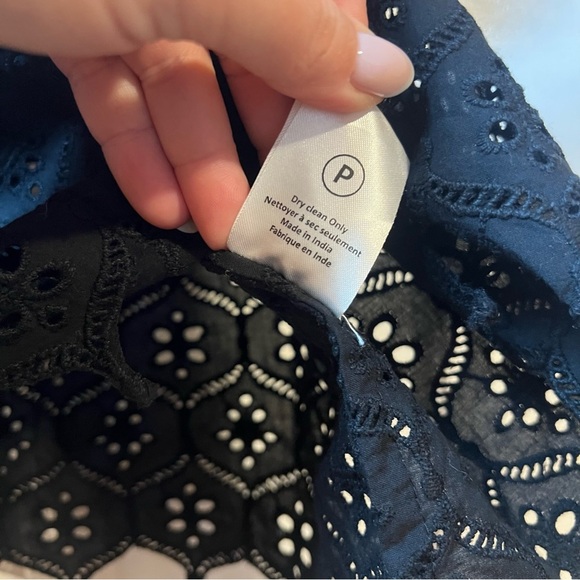 #67 ANTHROPOLOGIE HEMANT & NANDITA MAVRA EMBROIDERED EYELET OFF SHOULDER TOP - Picture 8 of 8